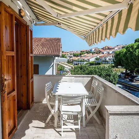 M371 - Marcelli, Delizioso Trilocale Con Terrazzo * Marcelli