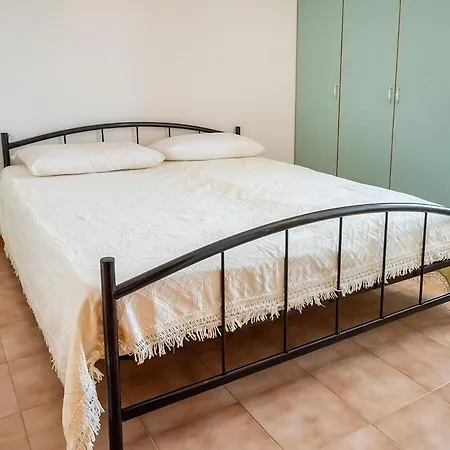 M371 - Marcelli, Delizioso Trilocale Con Terrazzo